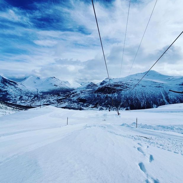 Spor under skiheis