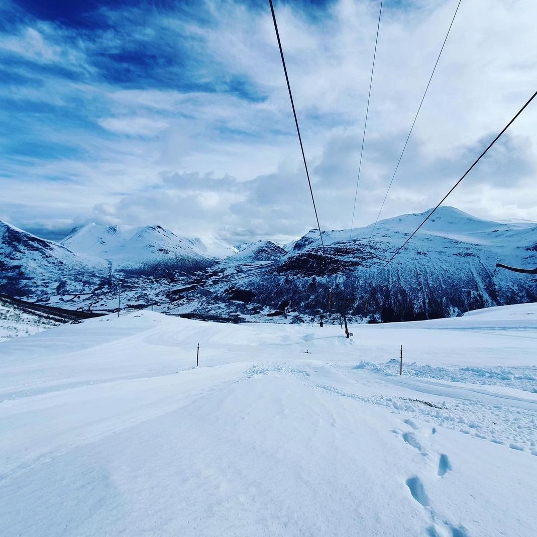 Spor under skiheis